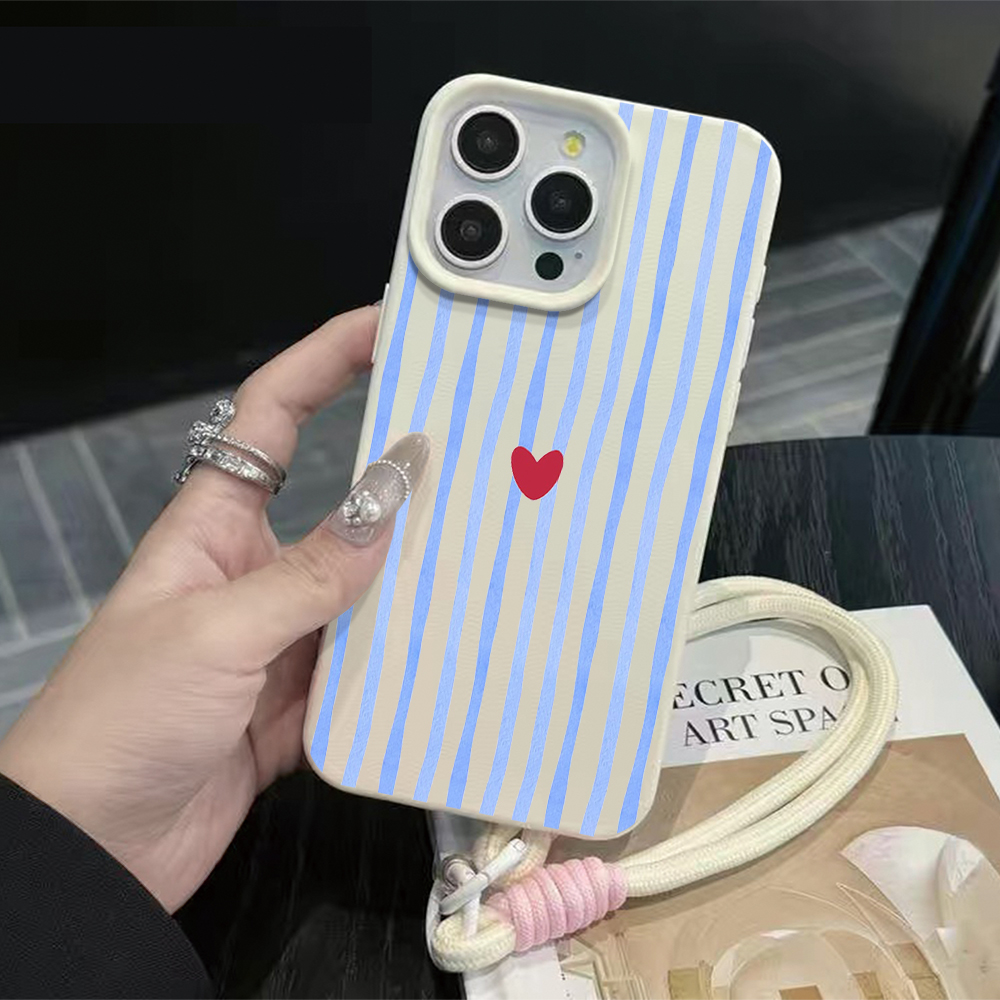 Vertical Stripes Hearts Phone  - Apple Iphone 15 recension och pris